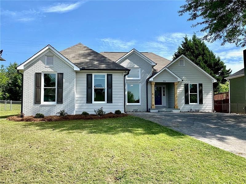 1st image of 104 Thornwood Dr