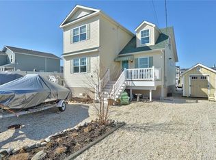 40 Barry Ln, Manahawkin, NJ