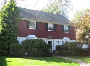 51 Aberfoyle Rd, New Rochelle, NY 10804