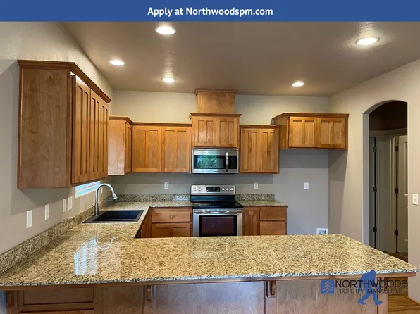 840 Garfield St, Medford, OR 97501