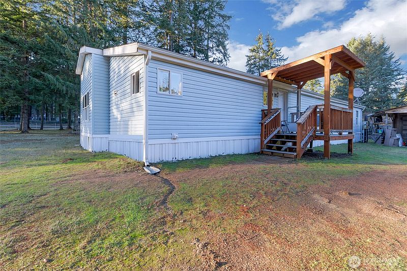 3rd image of 11355 Fairview Boulevard SW