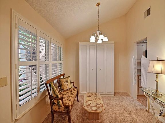 5th image of 1533 Coral Oak Ln