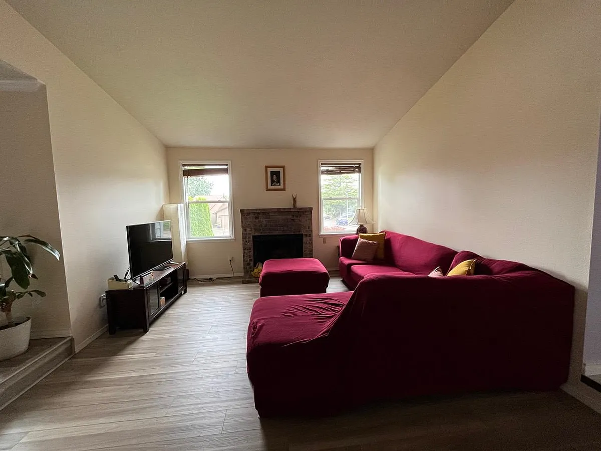 Living Room - 15546 NW White Fox Dr