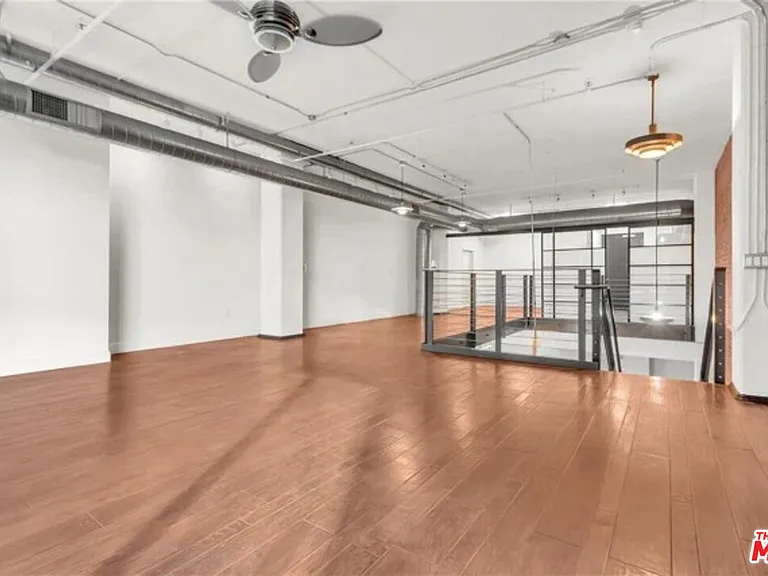 510 S Hewitt St #102 — Photo 29