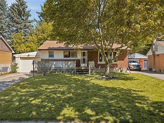 2nd image of 30 Gerard Ave