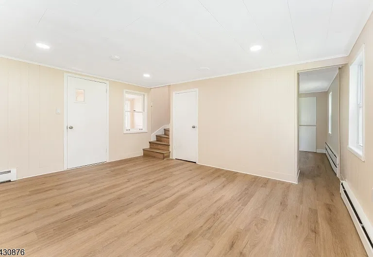 33 Sergeantsville Rd #B — Photo 7
