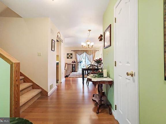 4th image of 126 Antietam Dr