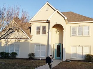 21 Pelican Cove Ln, Long Beach, MS 39560