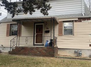 10 Cathay Rd, Clifton, NJ 07013