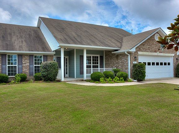 2nd image of 851 Wickham Dr
