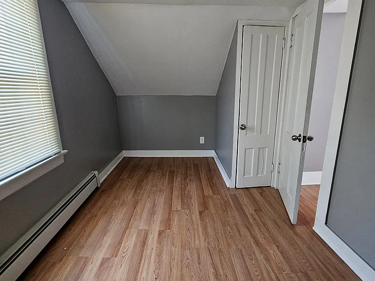 18 Maple St #18 — Photo 6