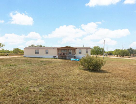 3rd image of 102 County Road 2662