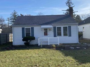2108 Liberty Dr, Mishawaka, IN 46545
