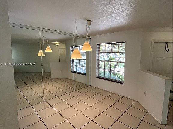 5th image of 17091 NW 23rd St