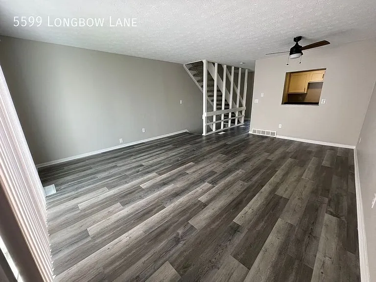 5599 Longbow Ln — Photo 9