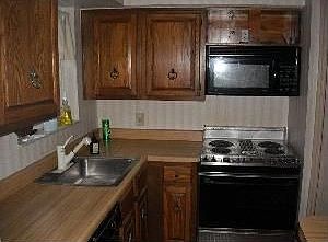 3rd image of 7638 Bitteroot Ln