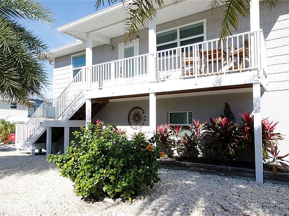 3rd image of 2948 Buttonwood Key Ct