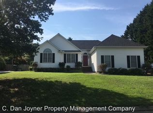 11 Stone Mill Ct, Taylors, SC 29687