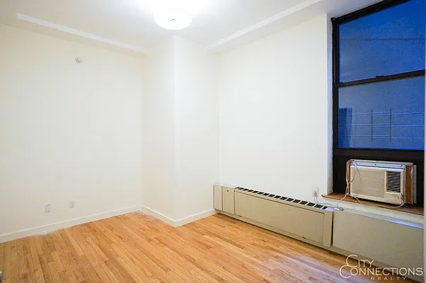 Rented by City Connections Realty | media 31