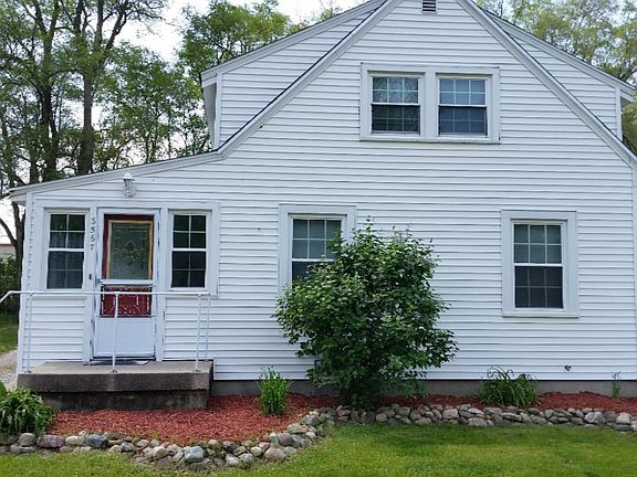 3rd image of 3567 Brandau Dr NE