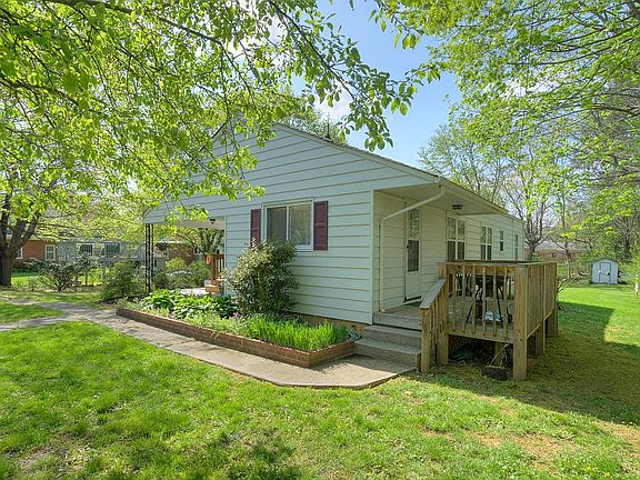 4th image of 207 Upland Road