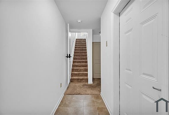4th image of 4 Rowand Way E