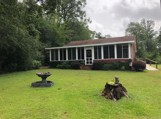 82 Cabin Rd, Hattiesburg, MS 39401