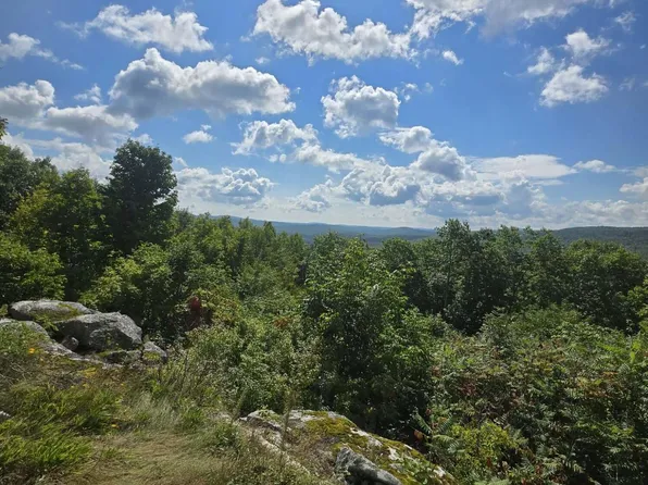103 Valley Road, Sumner, ME 04292