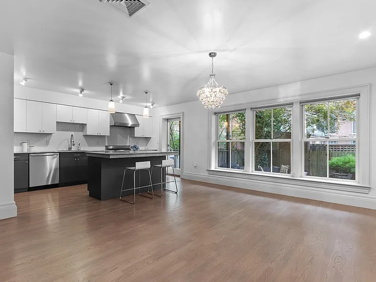 21 Union Park #GRD — Photo 4