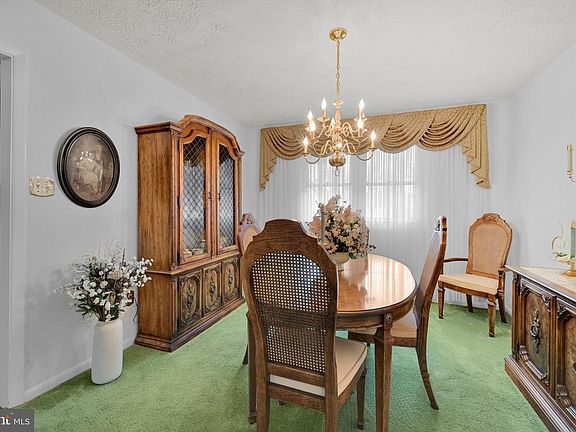 3rd image of 1624 Concord Rd