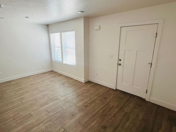 1177 W Shady Brook Ln #9, Ogden, UT 84401