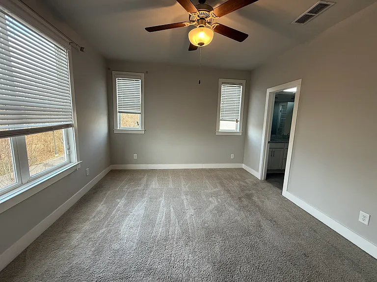 758 Cottage Park Dr — Photo 46