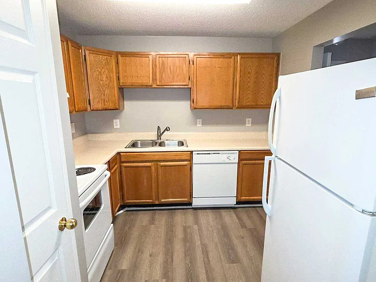 205 Kent Lake Dr — Photo 53