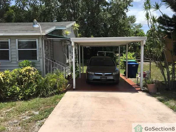 2330 NW 94th St, Miami, FL 33147