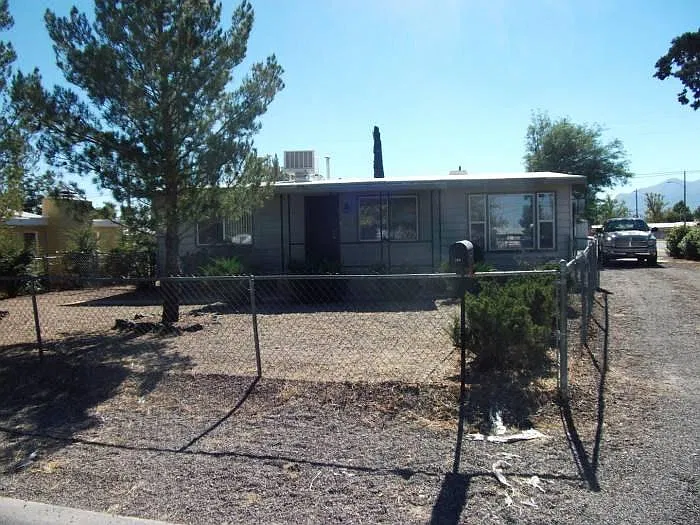 2 bed, 1201 sqft, $1,200 — Photo 1