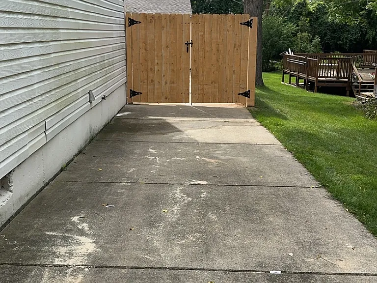 1451 Courtland Blvd — Photo 3