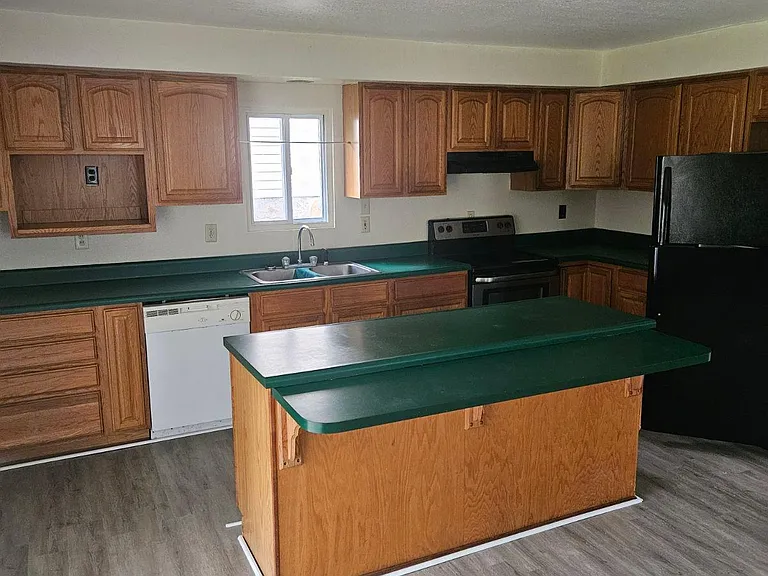 604 Walnut Ave — Photo 7