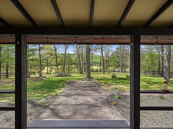 3rd image of 482 Boyer Rd