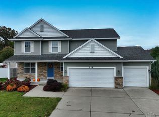 518 Broadhead Dr, Midland, MI