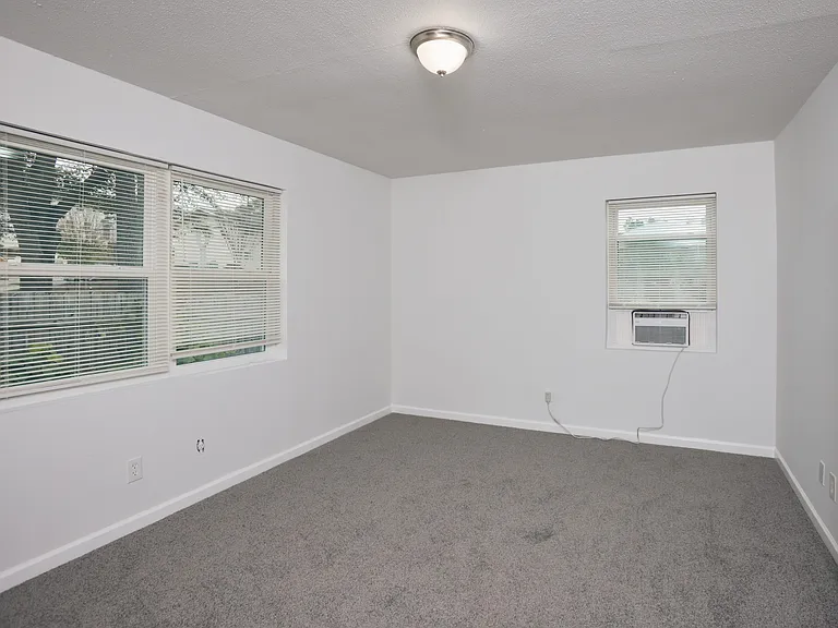 1171 Woodland Avenue Northeastunit #4 — Photo 3