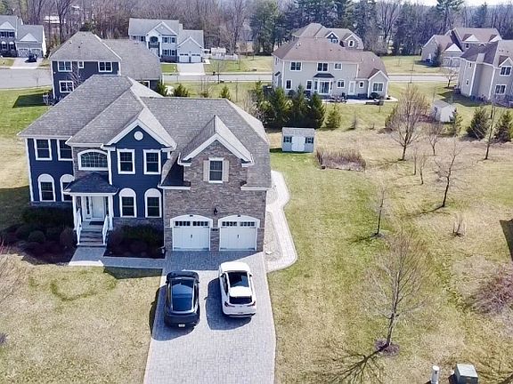 2nd image of 15 Dublin Rd