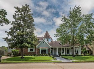 15822 Brook Forest Dr, Houston, TX 77059