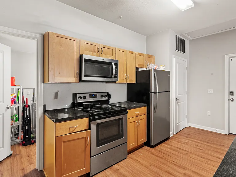 601 Pope St #1 — Photo 10