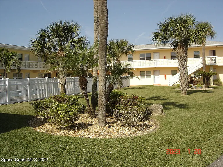 7801 Ridgewood Ave #24 — Photo 15