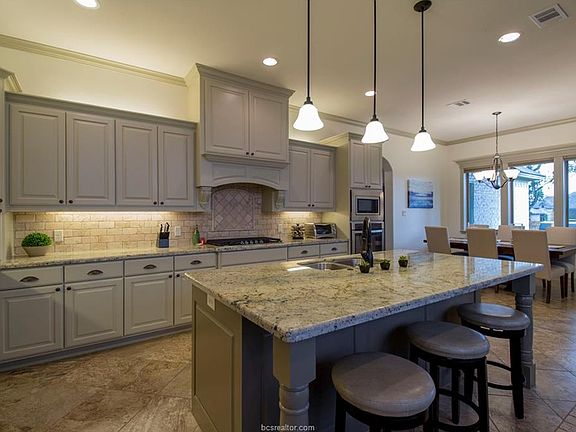5th image of 2607 Chillingham Ct
