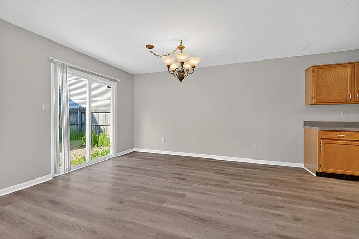9833 Worthington Blvd — Photo 9