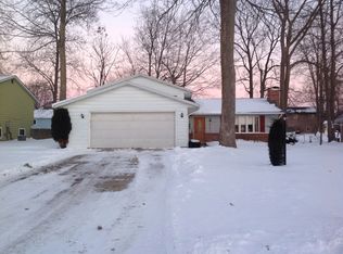 1645 Devonshire Dr, Brunswick, OH