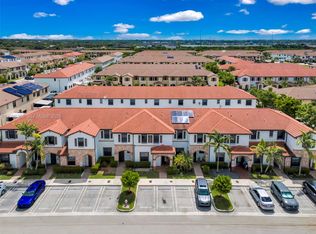 Aquabella, Hialeah, FL 33018
