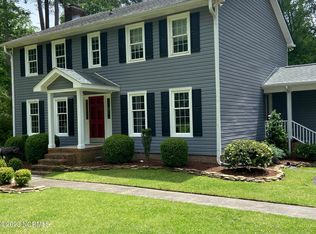 205 Alderson Rd, Washington, NC 27889