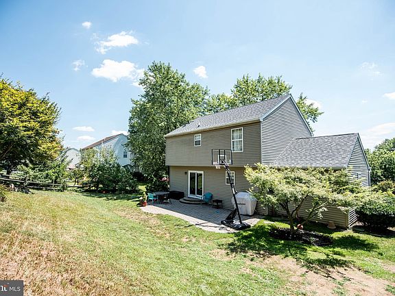 5th image of 22 Kimberly Cir